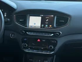 Hyundai Ioniq thumbnail 18