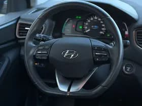 Hyundai Ioniq thumbnail 24