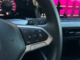 Volkswagen Golf thumbnail 23