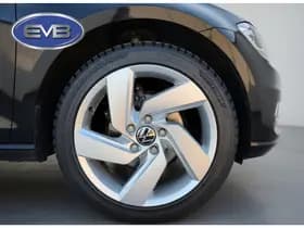 Volkswagen Golf thumbnail 7