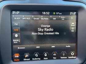 Jeep Renegade thumbnail 25