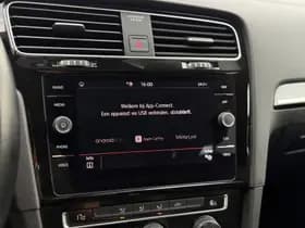 Volkswagen Golf thumbnail 22