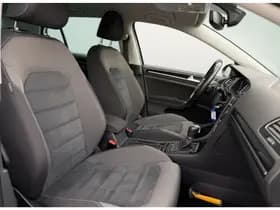 Volkswagen Golf thumbnail 4