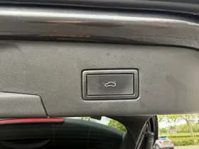 Volkswagen ID.4 thumbnail 18