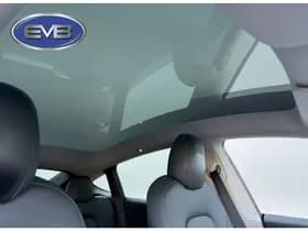 Tesla Model Y thumbnail 11