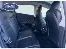 Tesla Model Y thumbnail 13