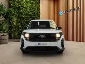 Ford Transit Courier thumbnail 8