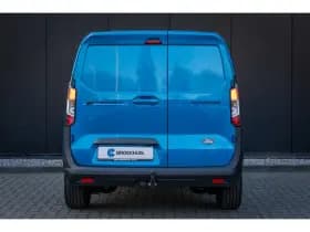 Ford E-Transit Courier thumbnail 5
