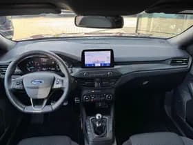 Ford Focus 1.0 EcoBoost ST Line Business thumbnail 4