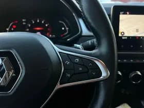 Renault Captur 1.3 TCe 140 EDC Intens thumbnail 21