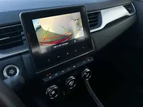 Renault Captur 1.3 TCe 140 EDC Intens thumbnail 8