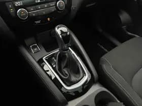 Nissan QASHQAI 1.2 N-Connecta thumbnail 15