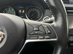 Nissan QASHQAI 1.2 N-Connecta thumbnail 17