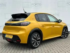 Peugeot 208 1.2 PureTech GT-Line thumbnail 2