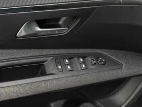 Peugeot 3008 1.2 PureTech Blue Lease Active thumbnail 12