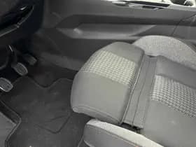 Peugeot 3008 1.2 PureTech Blue Lease Active thumbnail 16