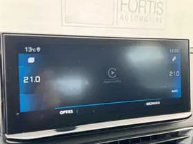 Peugeot 3008 1.2 PureTech Blue Lease Active thumbnail 20