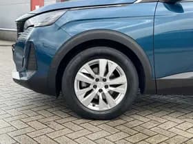 Peugeot 3008 1.2 PureTech Blue Lease Active thumbnail 10