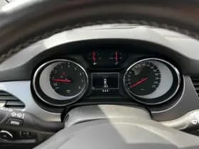 Opel Astra Sports Tourer 1.2 Edition thumbnail 5