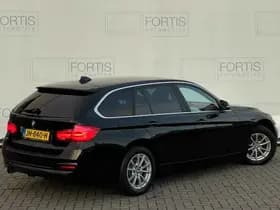 BMW 3 Serie Touring 318i Centennial Executive thumbnail 2