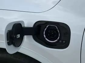 Ford Kuga 2.5 PHEV ST-Line X thumbnail 11