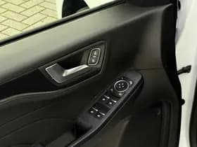 Ford Kuga 2.5 PHEV ST-Line X thumbnail 22