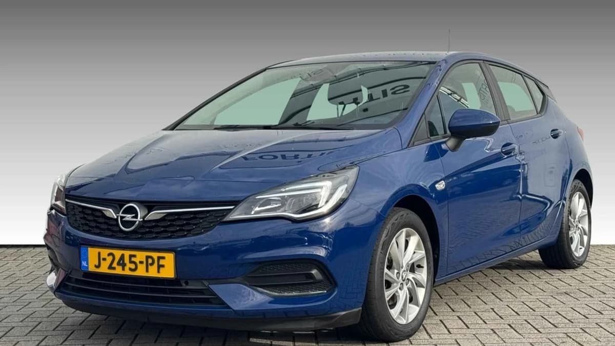Opel Astra 1.2 Edition — foto 1