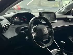 Peugeot 208 1.2 PureTech Allure Pack thumbnail 9