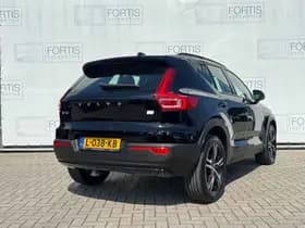 Volvo XC40 1.5 T4 Recharge R-Design Expression thumbnail 2