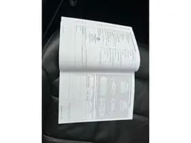 Volkswagen Passat Variant 2.0 TDI Highline BlueMotion thumbnail 23