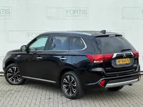 Mitsubishi Outlander 2.0 PHEV Instyle thumbnail 2