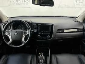 Mitsubishi Outlander 2.0 PHEV Instyle thumbnail 4