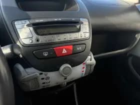 Peugeot 107 1.0 Active thumbnail 11