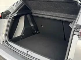 Peugeot 2008 1.2 PureTech 130 GT thumbnail 13