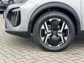 Peugeot 2008 1.2 PureTech 130 GT thumbnail 8