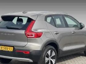 Volvo XC40 1.5 T2 Momentum thumbnail 2