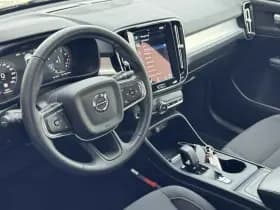 Volvo XC40 1.5 T2 Momentum thumbnail 3