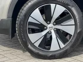 Volvo XC40 1.5 T2 Momentum thumbnail 23