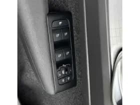 Volvo XC40 1.5 T2 Momentum thumbnail 28