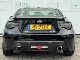 Toyota GT86 2.0 D-4S thumbnail 10