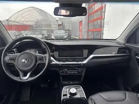 Kia E-Niro ExecutiveLine 64 kWh thumbnail 5
