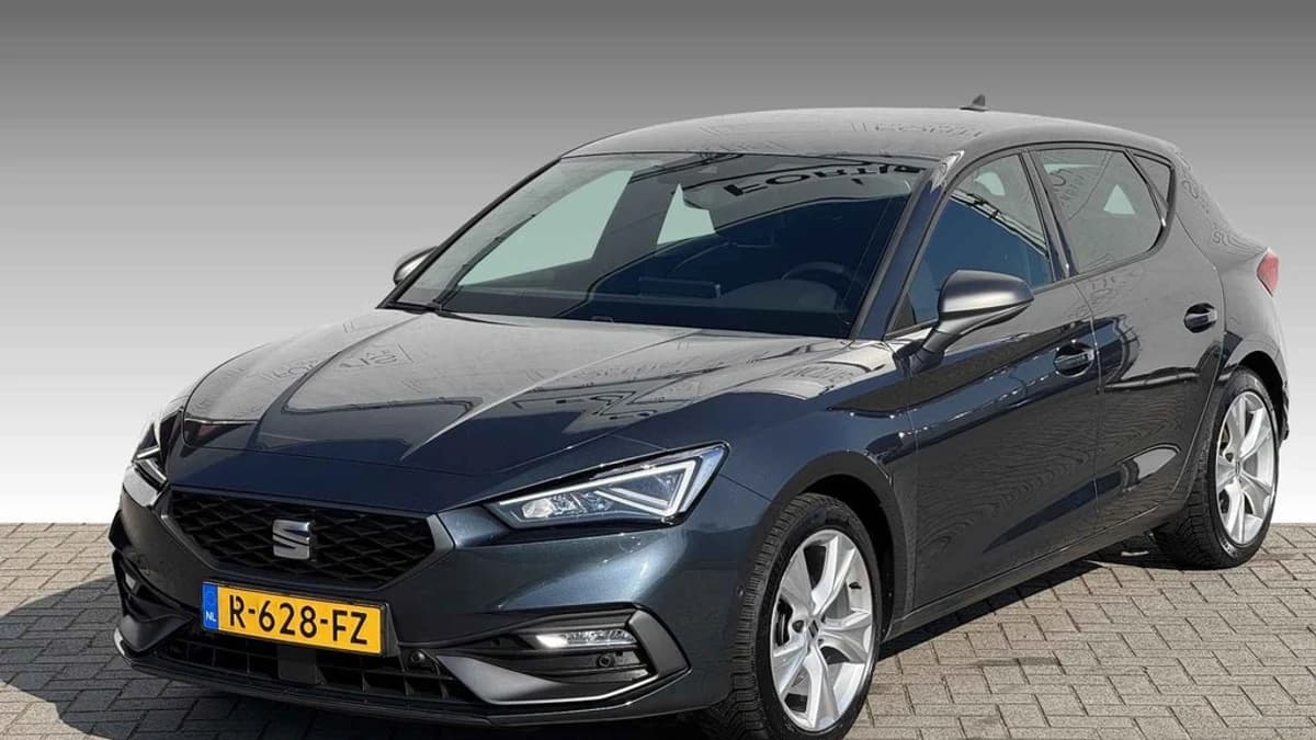 SEAT Leon Sportstourer 1.0 TSI FR Business Intense — foto 1