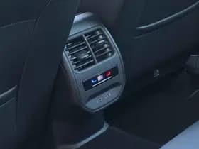 SEAT Leon Sportstourer 1.0 TSI FR Business Intense thumbnail 24