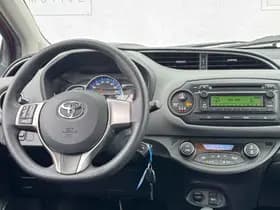 Toyota Yaris 1.5 Hybrid Now thumbnail 17