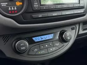 Toyota Yaris 1.5 Hybrid Now thumbnail 19