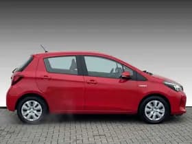 Toyota Yaris 1.5 Hybrid Now thumbnail 10