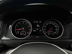 Volkswagen Golf 1.0 TSI Trendline thumbnail 16