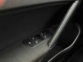 Volkswagen Golf 1.0 TSI Trendline thumbnail 22