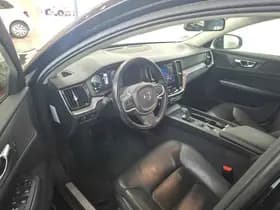 Volvo V60 2.0 B3 Momentum Advantage thumbnail 4