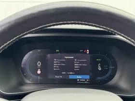 Volvo XC40 Recharge P8 AWD R-Design thumbnail 17